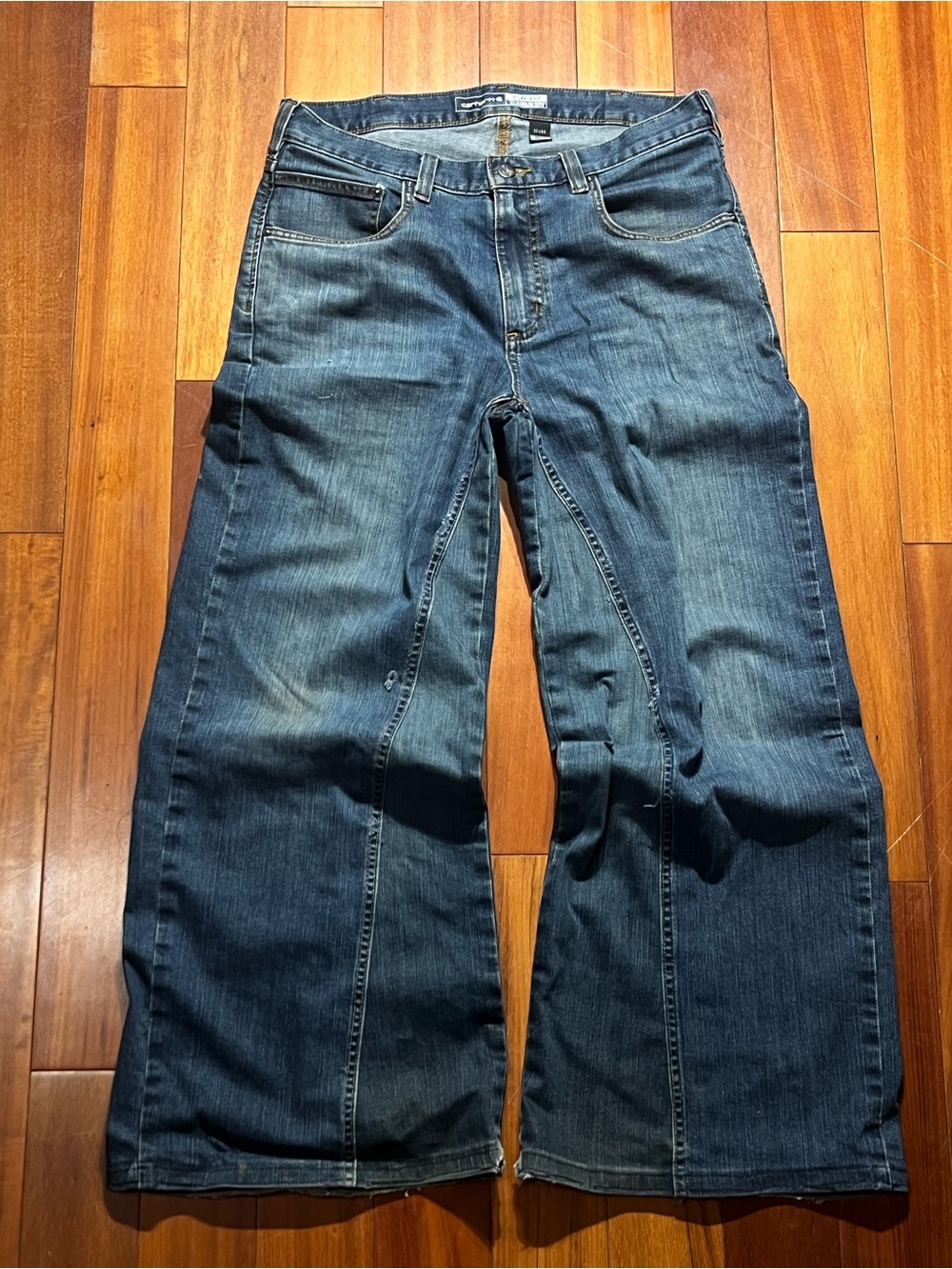 Carhartt Men’s Bootcut Jeans in Dark Blue Wash